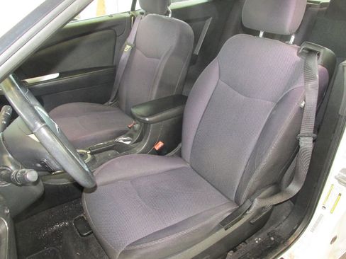 Used 2012 Chrysler 200 Touring image 4