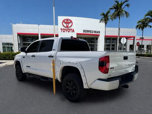 Used 2020 Toyota Tundra SR5 w/ SR5 Leather Package AWD/4WD image 5