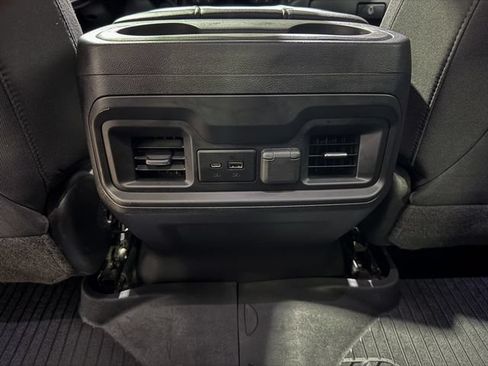 Used 2021 Chevrolet Silverado 1500 RST w/ Z71 Off-Road Package AWD/4WD image 21