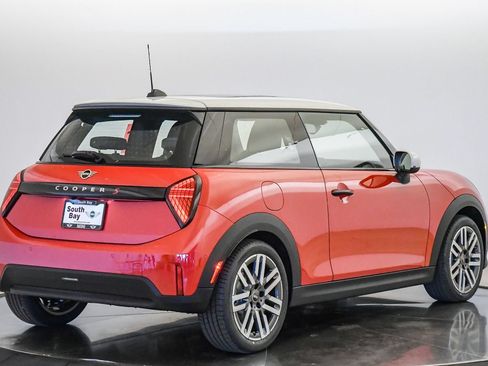 New 2026 MINI Cooper S FWD image 5