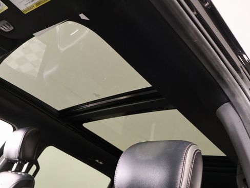 Used 2019 Ford F250 Platinum w/ Platinum Ultimate Package image 16