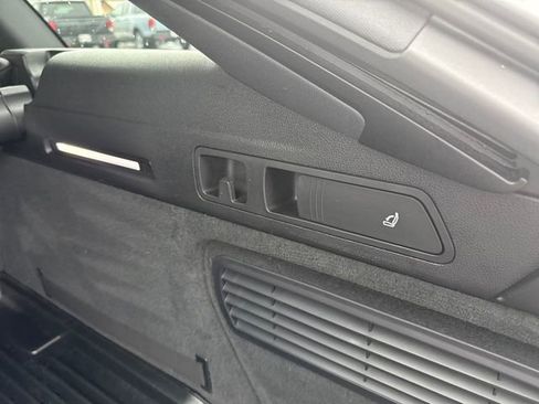 Used 2025 Audi A6 Premium Plus image 44