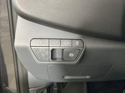 Used 2024 Kia EV9 Wind image 19