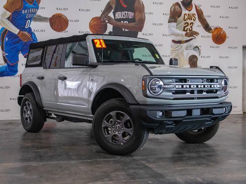 Used 2021 Ford Bronco Big Bend image 2