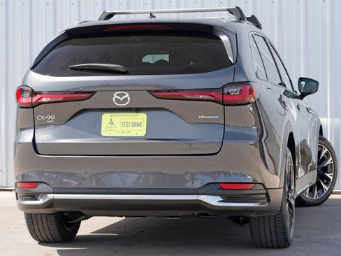 Used 2024 MAZDA CX-90 Plug-In Hybrid w/ Premium Plus image 4