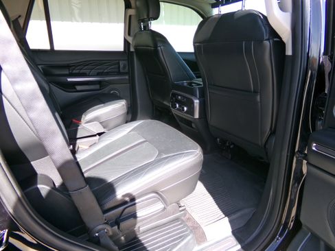 Used 2020 Ford Expedition Platinum image 13