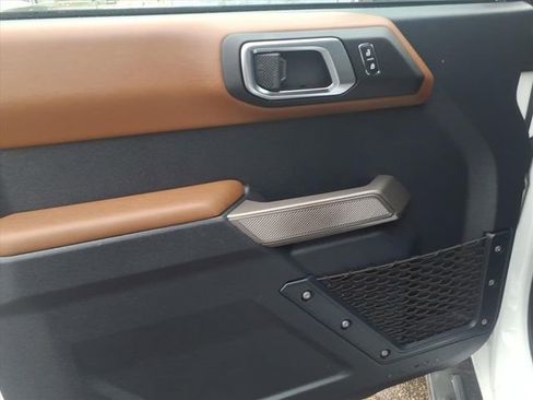 Used 2023 Ford Bronco Outer Banks w/ Sasquatch Package image 14