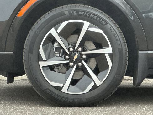 Used 2024 Chevrolet Equinox EV LT w/ LPO, Active Package image 27