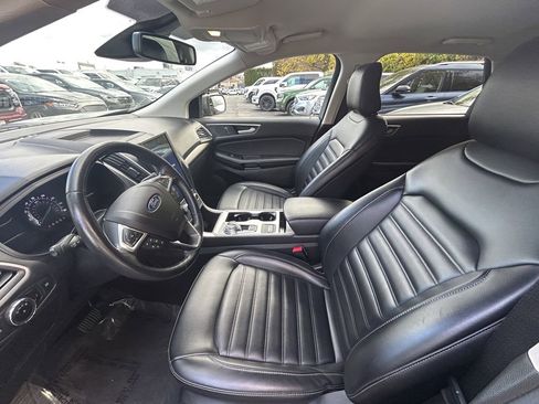 Used 2023 Ford Edge SEL image 13
