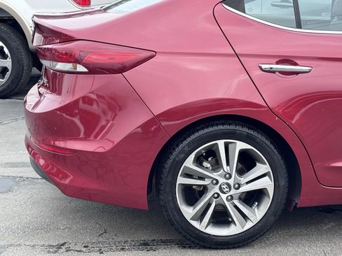 Used 2017 Hyundai Elantra Limited w/ Limited Tech Package 04 image 41