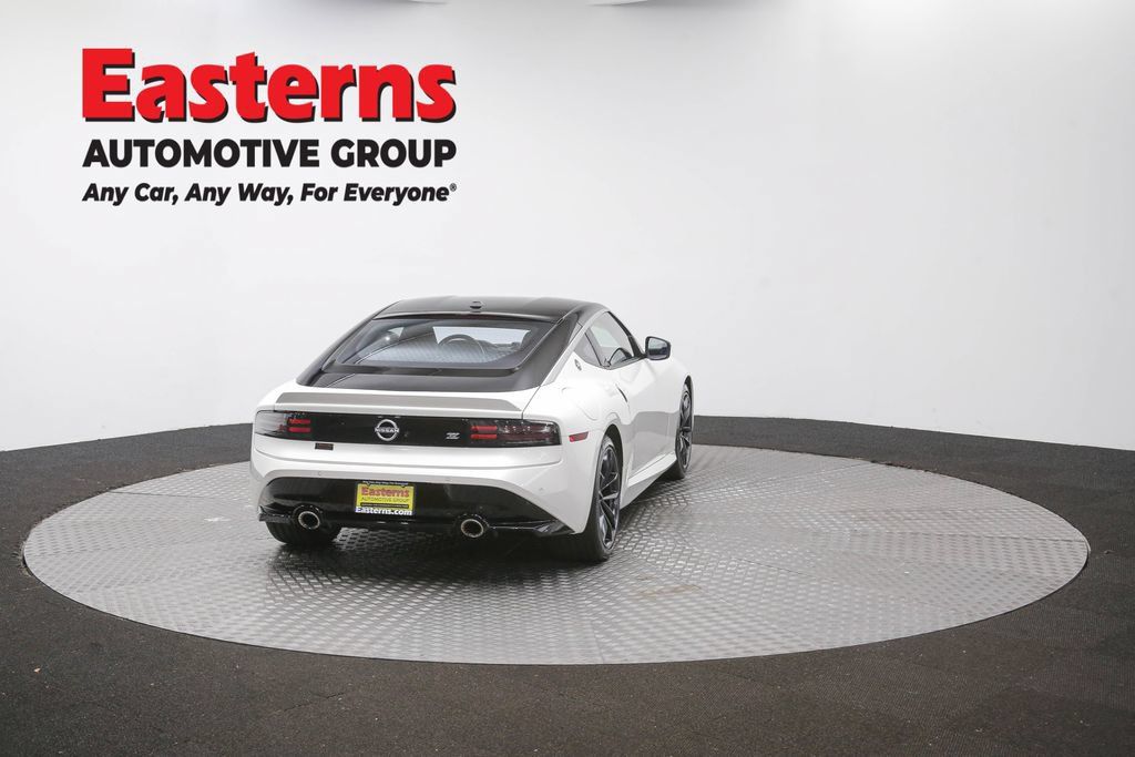 Used 2025 Nissan Z Performance w/ Floor Mat Package RWD image 38