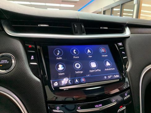 Used 2018 Cadillac XTS Luxury image 19