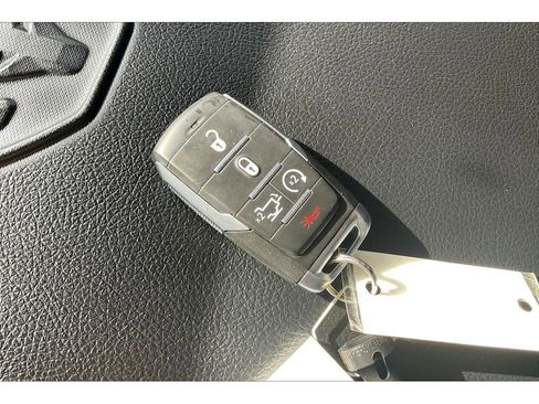 Used 2023 RAM 1500 Laramie image 13