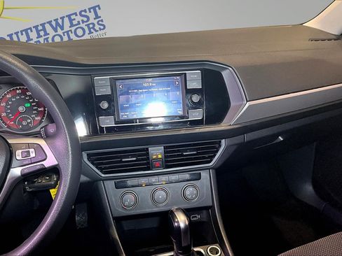 Used 2019 Volkswagen Jetta S FWD image 9
