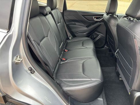 Used 2020 Subaru Forester Limited w/ Popular Package #3 image 9