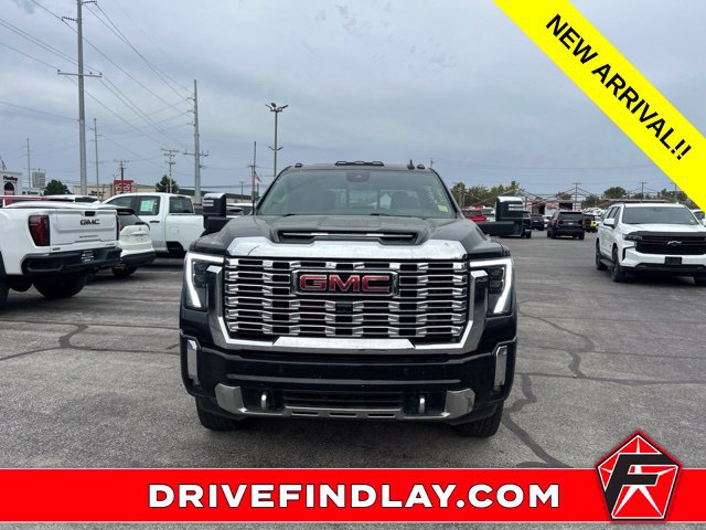 Used 2024 GMC Sierra 2500 Denali w/ Denali Reserve Package AWD/4WD image 2