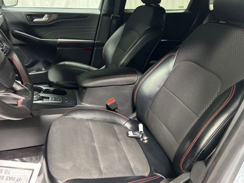Used 2024 Ford Escape ST-Line image 21