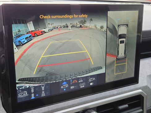 Used 2025 Toyota 4Runner Trailhunter image 23