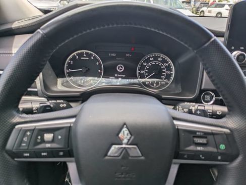 Used 2024 Mitsubishi Outlander SE AWD/4WD image 24
