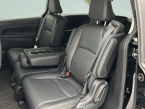 Used 2025 Honda Odyssey EX-L image 10