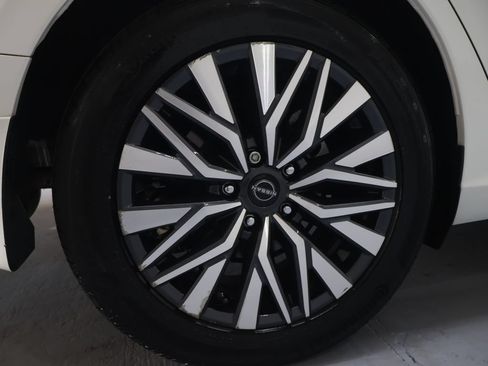 Used 2023 Nissan Altima 2.5 SV FWD image 32