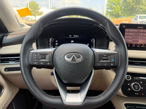 Used 2025 INFINITI QX60 Sensory AWD/4WD image 47