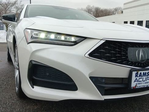 Certified 2023 Acura TLX w/ Technology Package image 7