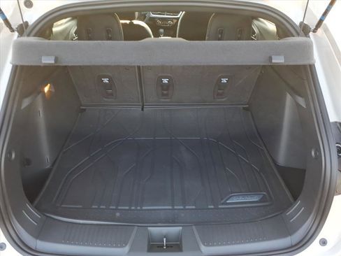 New 2026 Chevrolet Trax RS w/ Sunroof Package image 21