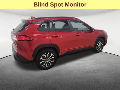 Used 2024 Toyota Corolla Cross AWD Hybrid w/ Moonroof Package image 5