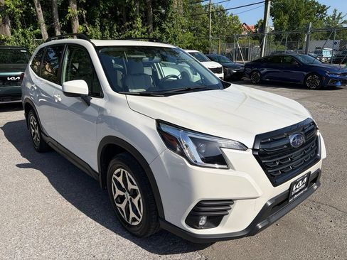 Used 2024 Subaru Forester Premium AWD/4WD image 1