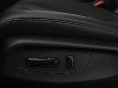 Used 2026 Honda HR-V EX-L image 12