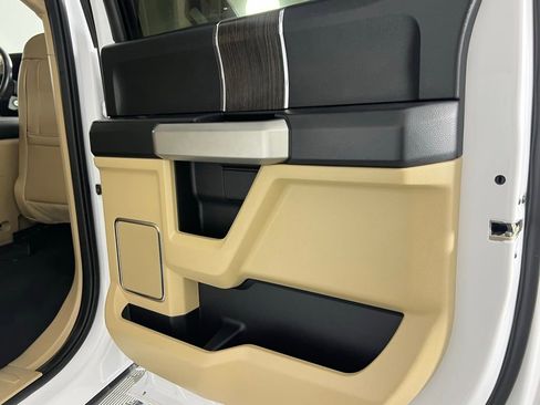 Used 2021 Ford F250 Lariat w/ Lariat Value Package image 27