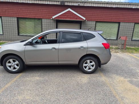 Used 2010 Nissan Rogue S w/ 360 Degree Value Pkg AWD/4WD image 5