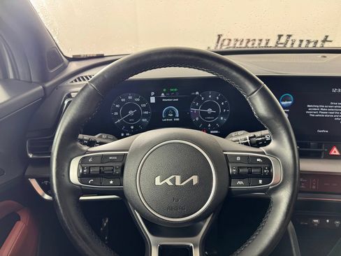 Used 2024 Kia Sportage SX AWD/4WD image 14