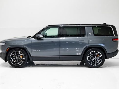 Used 2024 Rivian R1S Adventure AWD/4WD image 25