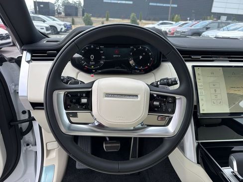 New 2026 Land Rover Range Rover SE image 22