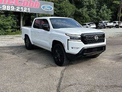 Used 2023 Nissan Frontier SV w/ Midnight Edition Package