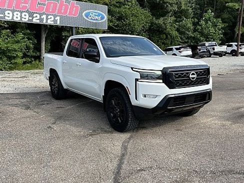 Used 2023 Nissan Frontier SV w/ Midnight Edition Package AWD/4WD image 1
