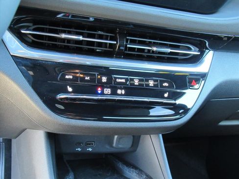 Used 2024 Buick Envista Avenir image 24