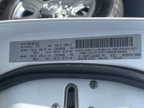 Used 2018 RAM 2500 Laramie w/ Off Road Package AWD/4WD image 36