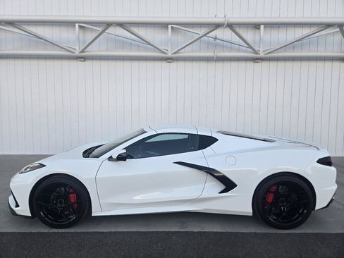 Used 2023 Chevrolet Corvette Stingray Coupe w/ 1LT RWD image 19