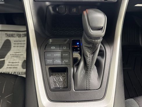 Used 2023 Toyota RAV4 XLE w/ Convenience Package AWD/4WD image 29