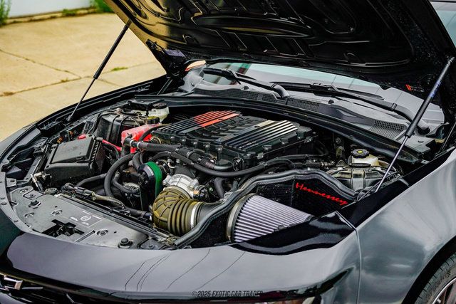 Used 2022 Chevrolet Camaro ZL1 RWD image 19