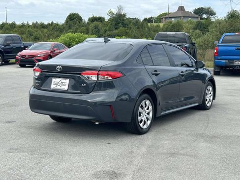 Used 2024 Toyota Corolla LE FWD image 5