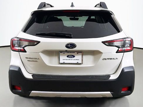 Used 2023 Subaru Outback Limited image 13