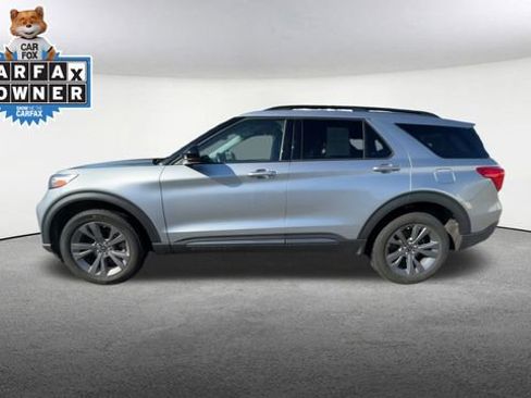 Used 2023 Ford Explorer XLT w/ Equipment Group 202A AWD/4WD image 6