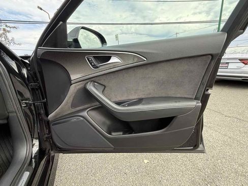 Used 2018 Audi S6 Premium Plus w/ S Sport Package image 32