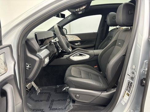 Used 2025 Mercedes-Benz GLE 53 AMG 4MATIC Coupe image 25