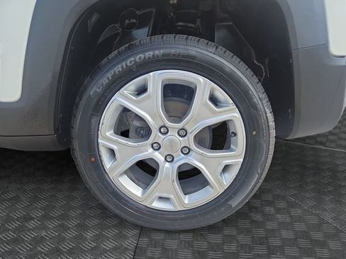 Used 2019 Jeep Renegade Limited w/ Safety and Security Group AWD/4WD image 34