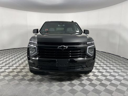 Used 2025 Chevrolet Suburban RST w/ Sun And Tow Package image 11